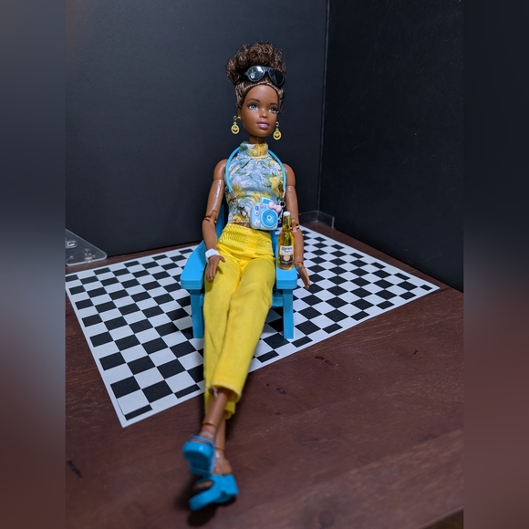 Custom Restyled Made To Move Yoga Barbie Doll - Picture 3 of 13